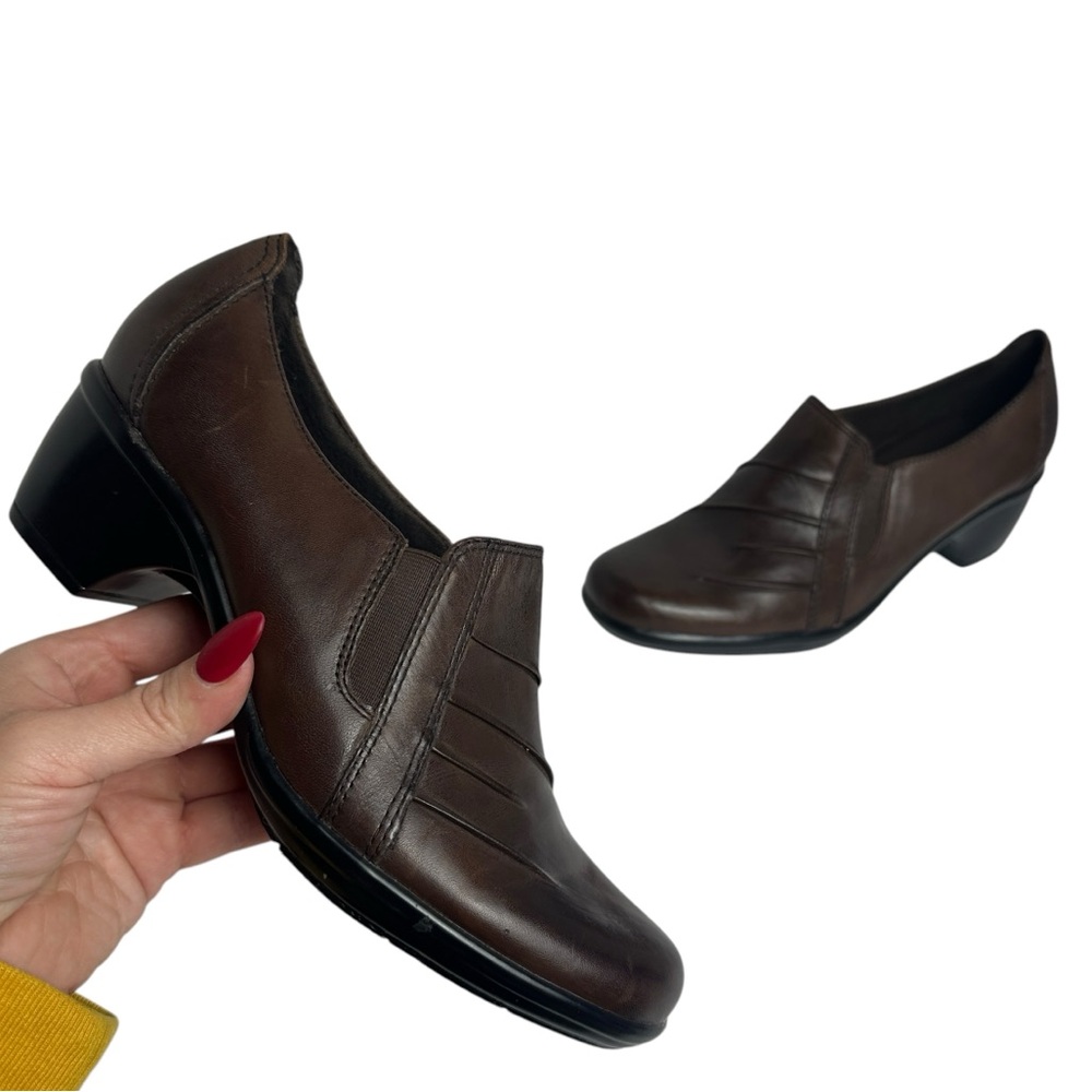 Clarks Partridge Brown Leather Shoes Womens Size 6.5 Slip On Comfort Heels
